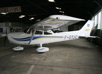 F-GTJC @ LFOX - Inside GAMA Airclub hangar - by Shunn311