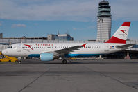 OE-LBS @ VIE - Austrian Airlines Airbus 320 - by Yakfreak - VAP