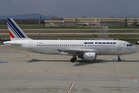 F-GFKB @ BUD - Air France Airbus A320 - by Thomas Ramgraber-VAP
