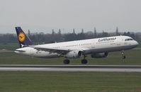 D-AISI @ LOWW - Lufthansa  A321-231 - by Delta Kilo