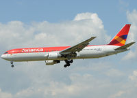 N984AN @ LEBL - Avianca with 763ER on final to RWY 25R. - by Jorge Molina