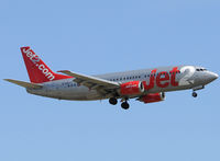 G-CELV @ LEBL - Clear to land RWY 25R. - by Jorge Molina