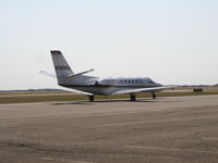 N399QS @ KFCM - Taxiing to Runway 10R before departing IFR to Fayetteville, AR (FYV) as EJA399. - by Mitch Sando