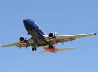 OM-NGH @ LEBL - Amazing approach to RWY 25R. - by Jorge Molina