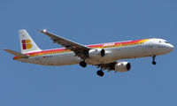 EC-JLI @ GCTS - Iberia A321 on the lunchtime arrival into Tenerife South from Madrid