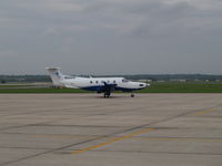 N933SP @ LNK - TAXING FOR PREFLIGHT - by Gary Schenaman