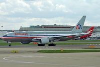 N756AM @ EGLL - Taxiing to the runway - by Micha Lueck