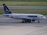 YR-ASC @ LOWW - Tarom