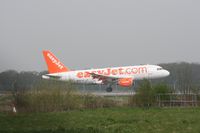 HB-JZG @ EGKK - Gatwick Airport 21/04/08 (married 19/04/08 - spotting two days later) - by Steve Staunton