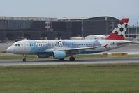 OE-LBU @ LOWW - AUSTRIAN - by Delta Kilo