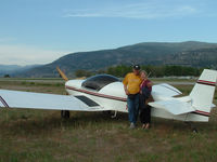 C-FNSR - parked at Rowena's Golfcourse - by Ron Smit