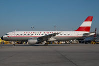 OE-LBP @ VIE - Austrian Airlines Airbus 320 - by Yakfreak - VAP