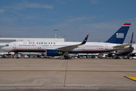 N205UW @ EBBR - US Airways Boeing 757-200 - by Yakfreak - VAP
