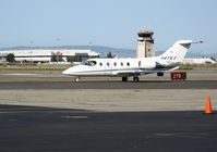 N477LX @ OAK - Flight Options Raytheon Aircraft Company 400A taxying @ Oakland, CA - by Steve Nation