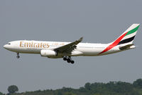 A6-EAL @ LOWW - Emirates - by Lötsch Andreas