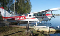 N981AK @ LHD - Cessna 206 at Lake Hood - by Terry Fletcher