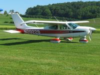 N20229 @ 2D7 - Arriving at Beach City Father's Day fly-in. - by Bob Simmermon