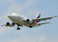 A6-EFC @ LEBL - Emirates cargo on final to RWY 25R. - by Jorge Molina