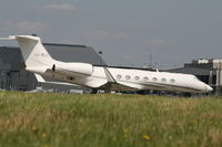 VP-BBO @ EBBR - parked on General Aviation apron (Abelag) - by Daniel Vanderauwera