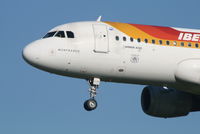 EC-FGV @ EBBR - arrival of flight IB3206 to rwy 25L - by Daniel Vanderauwera