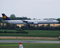 D-AIHR @ LOWW - Lufthansa