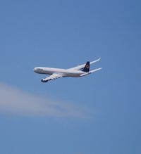 D-AIHR @ LOWW - Lufthansa