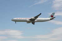 C-GDVW @ CYVR - Air Canada - by Ricky Batallones