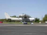 N150MT @ KBMQ - Cessna 150 @ BMQ - by TorchBCT