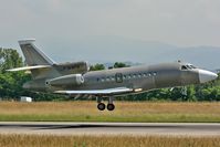 F-WWFN @ LFSB - Falcon 900EX landing rwy 16 - by runway16