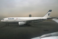EP-IBS @ OIII - Iran Air - by Christian Waser