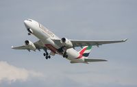 A6-EKO @ VIE - Emirates A330-200 - by Luigi