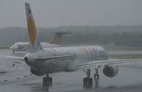 D-ABON @ DUS - Condor - by Luigi