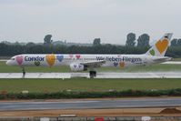 D-ABON @ DUS - Condor - by Luigi