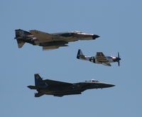 72-1494 @ MCF - F-4 Phantom in heritage flight