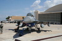 92-3924 @ MCF - F-16 Falcon - by Florida Metal