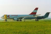 OE-LAB @ LOWG - Diverted from VIE. Arrived from Tokio or Chicago