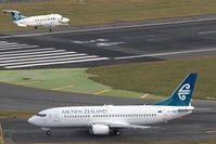 ZK-NGK @ NZWN - Air New Zealand 737-300
