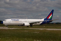 HA-LOH @ BUD - Malev Boeing 737-800 with Livingston titels - by Yakfreak - VAP