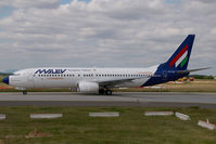 HA-LOH @ LHBP - Malev Boeing 737-800 with Livingston titels - by Yakfreak - VAP
