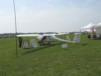 N81028 @ OSH - 2004 Pipistrel SINUS 912 Motorglider, Rotax - by Doug Robertson