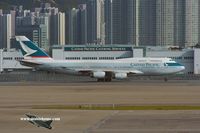 B-HOT @ VHHH - Cathay Pacific lining up for take-off - by Michel Teiten ( www.mablehome.com )