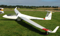 G-CFDM - Competitor in the Midland Regional Gliding Championship at Husband's Bosworth - by Terry Fletcher