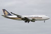 9V-SPL @ NZAA - Singapore Airlines 747-400 - by Andy Graf-VAP