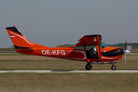 OE-KFG @ LOAN - Cessna 182 - by Yakfreak - VAP