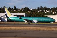 B-5351 @ KBFI - Another greenie