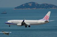 B-18608 @ VHHH - China Airlines approaching runway 25R - by Michel Teiten ( www.mablehome.com )