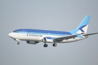 ES-ABJ @ LOWW - Boeing 737 landing RWY16