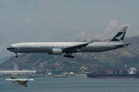 B-HNH @ VHHH - Cathay Pacific approaching runway 25R - by Michel Teiten ( www.mablehome.com )