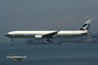 B-HNP @ VHHH - Cathay Pacific approaching runway 25R - by Michel Teiten ( www.mablehome.com )