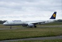 D-AIRB @ EGPH - Lufthansa A321 Taxiing to rwy06 at Edinburgh airport - by Mike stanners